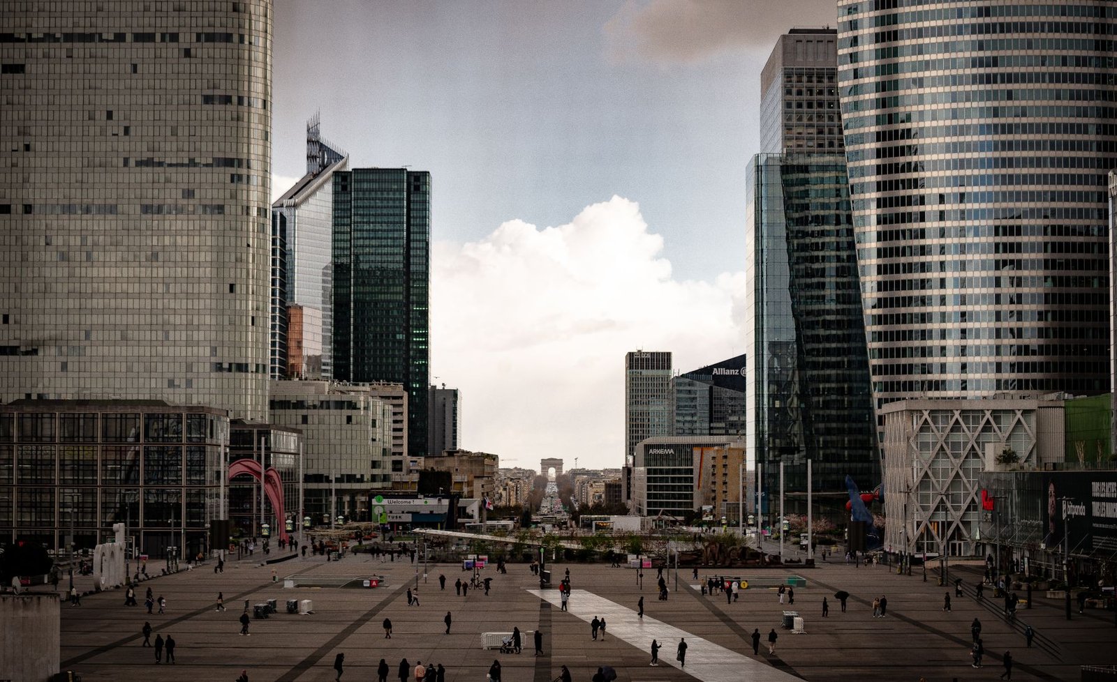 Le quartier d’affaires de La Défense à Paris